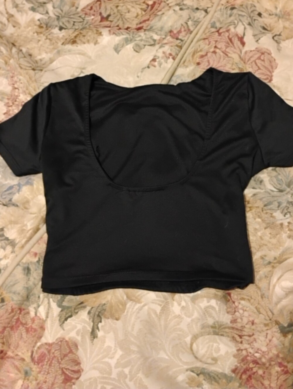 Fashion Nova Black Scoop-Back Crop Top
